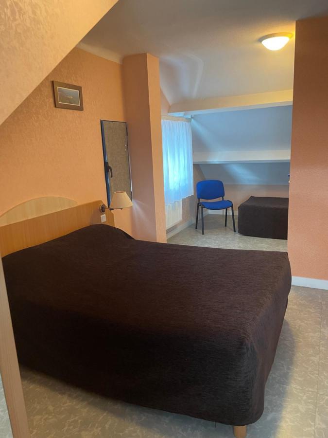 Hotel Le Lobreont Surzur Esterno foto